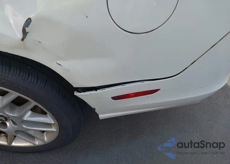 2013 Ford Mustang V6 Premium z USA, uszkodzony, nr VIN 1ZVBP8AM1D5254018